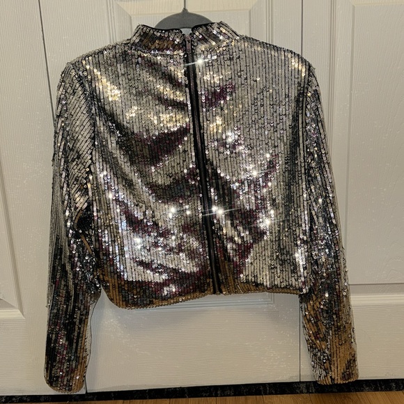 glamorous brand sequin top - Picture 2 of 4